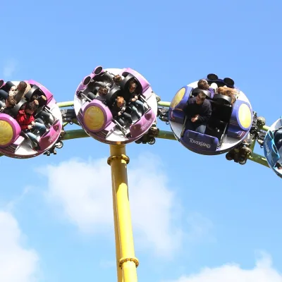 Dwervelwind halve cirkel