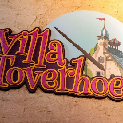 Villa Toverhoed bord