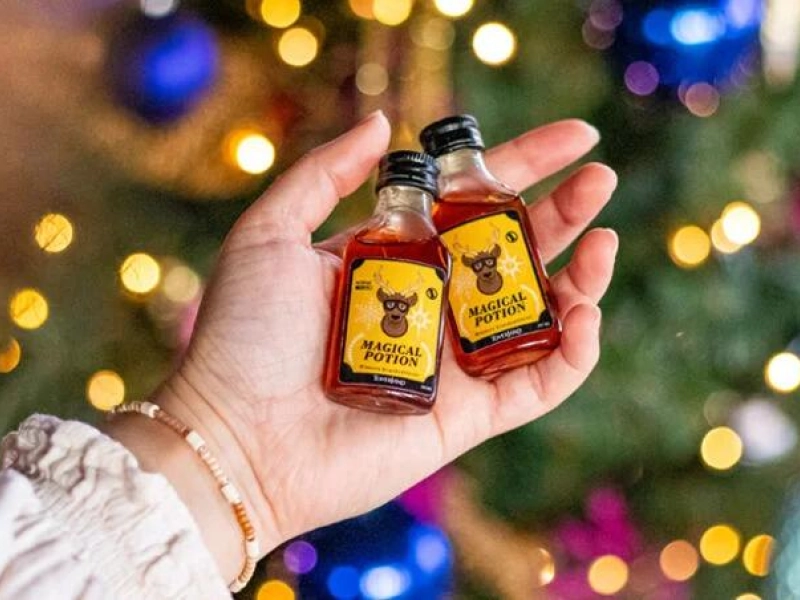 Kruidenbitter hand Winter Feelings