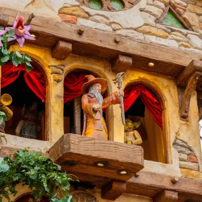 Toverklok detail Merlijn