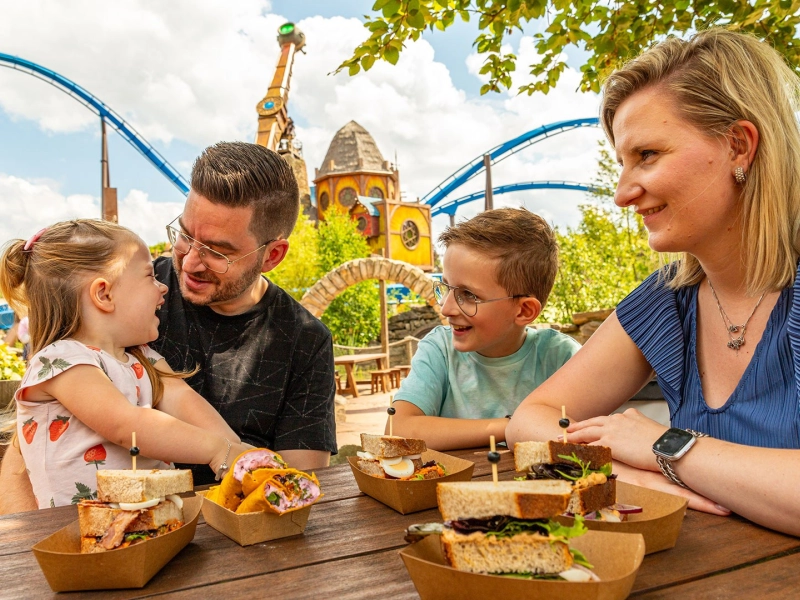 Smouldering Raost gezin terras