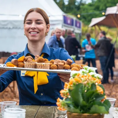 Medewerker uitserveren