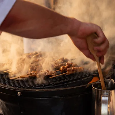 BBQ flaming feather