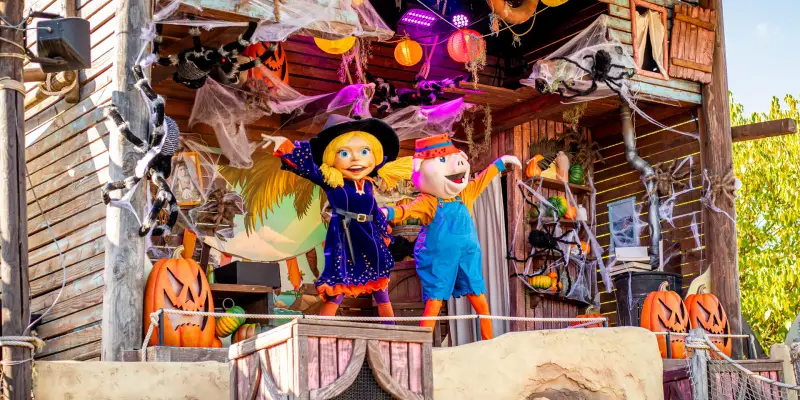 Halloween Days Toos Morrel