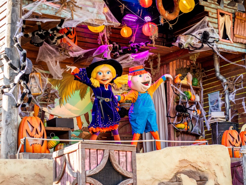 Halloween Days Toos Morrel