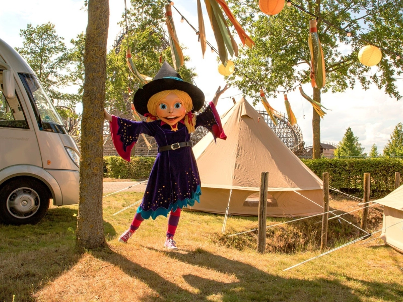 Summer camp Toos