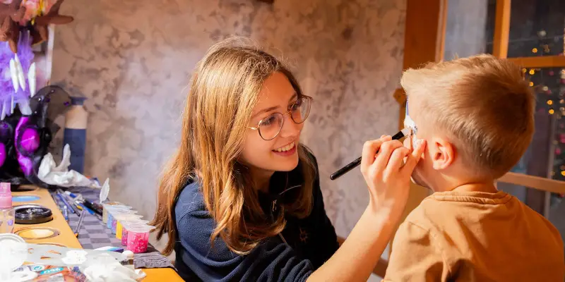 Schminkhaus schminken 2